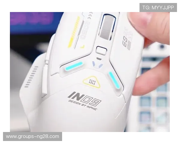 三模游戏鼠标搭载炫酷RGB灯效畅享电竞激情体验新选择